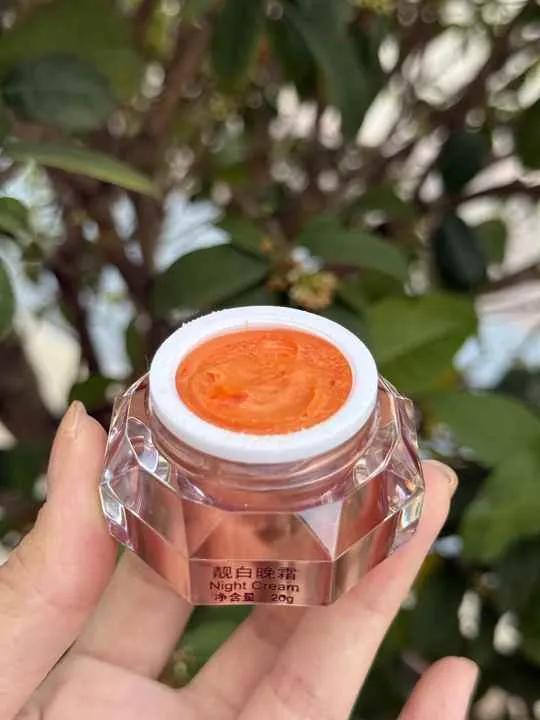 Danxuenilan Elegant Skin Whitening-دانكسوينيلان الأنيقة